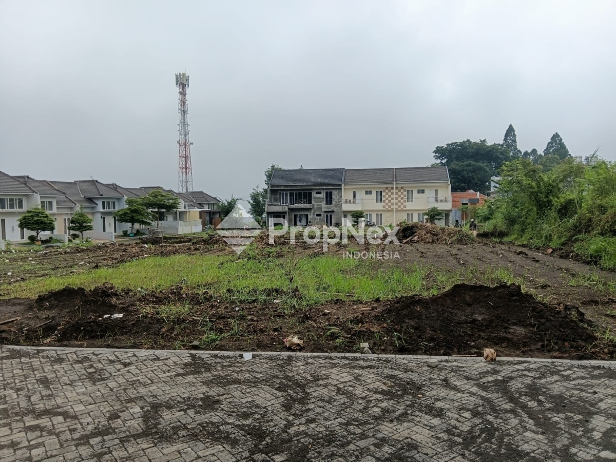 Perumahan Bagus Luas Super Langka di Kota Batu Cocok Untuk Investor — foto 2